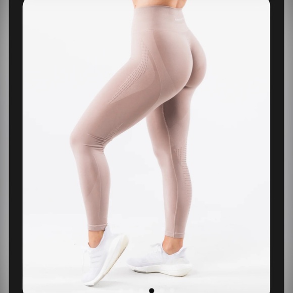 Alphalete Contour Amplify Leggings - Picture 8 of 9
